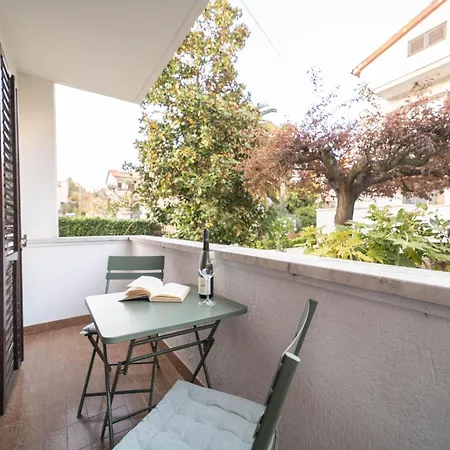 アパート Nono Toni ポレッチ